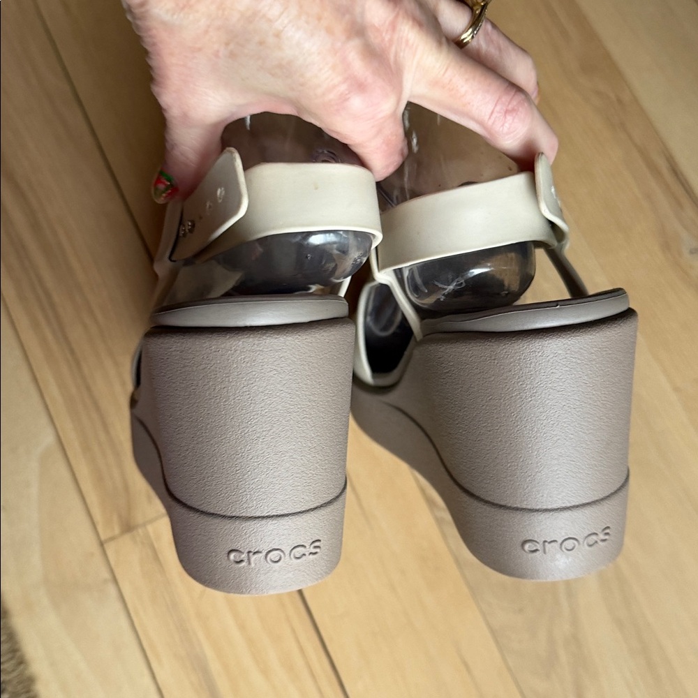 Crocs Brooklyn High Wedge Sandal Bone Mushroom Platform‎ Women Size 8 206222-2BC - Picture 6 of 11